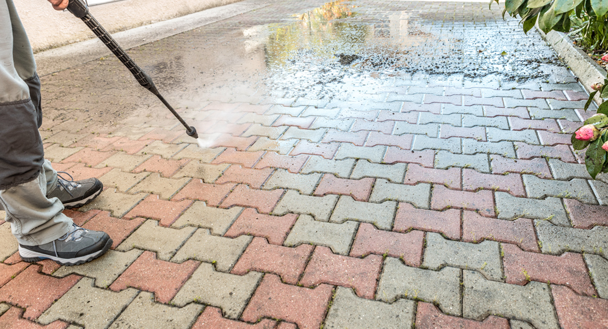 featured-maintenance-powerwash powerwash